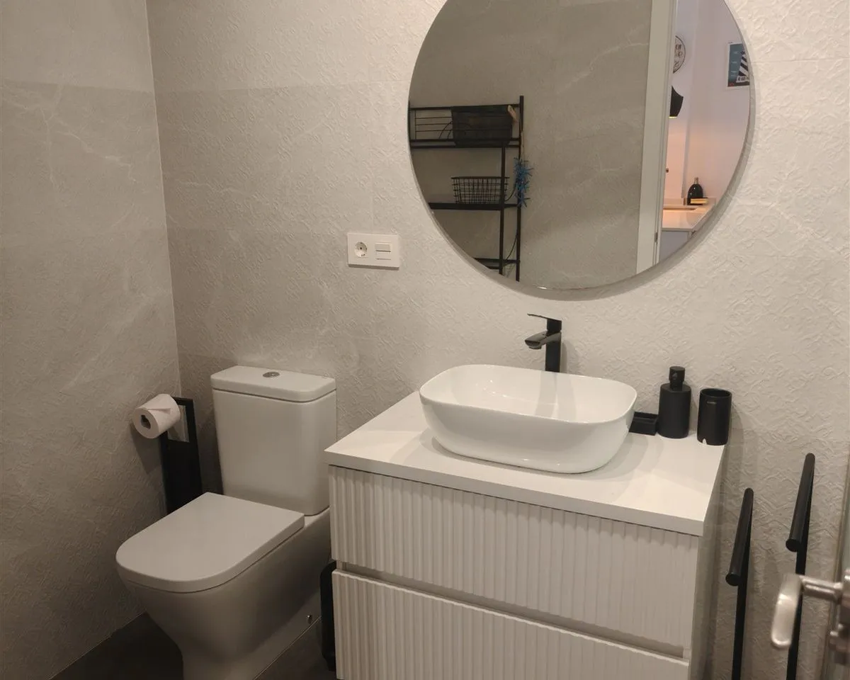 52101a81-52cf-49f1-be9b-ae27aa7b58f0