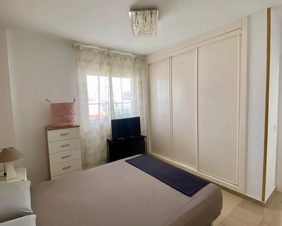 d4e4723b-f400-4d94-816d-c1d44bfa7c15