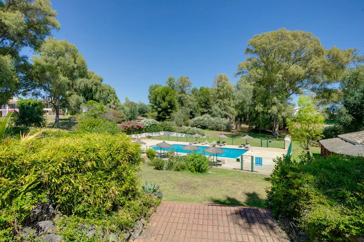 c725d8c4-5699-4564-b220-db0b153a2113