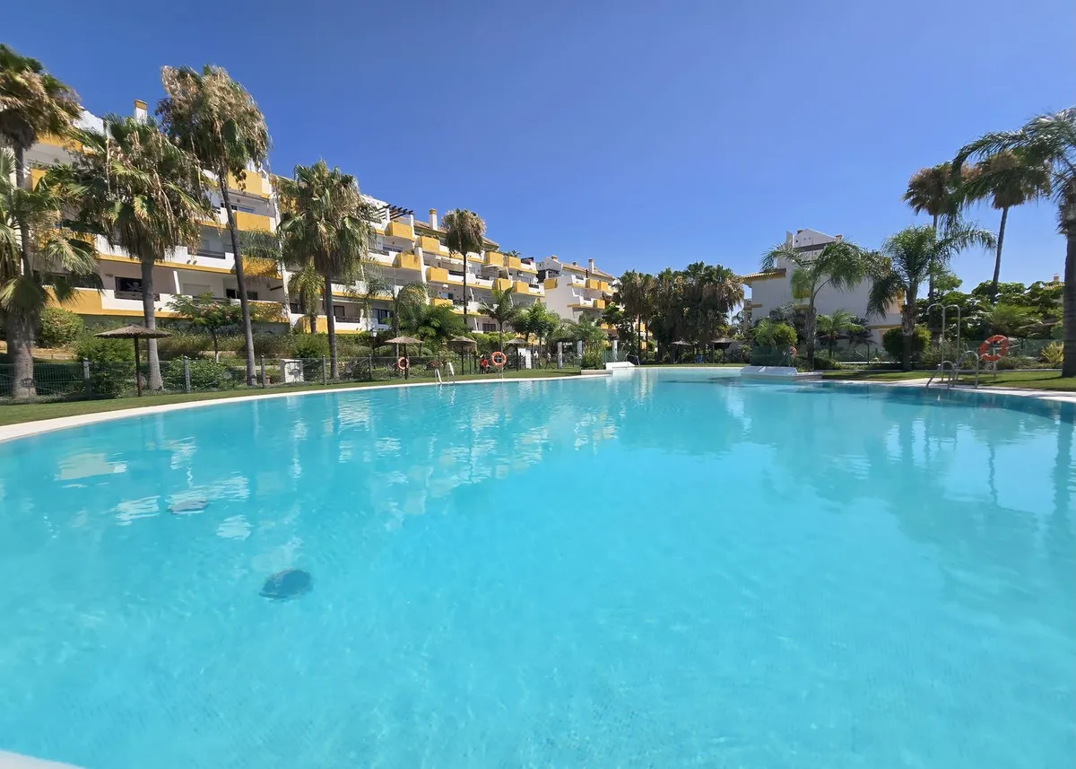 c4eeffd2-7204-4f12-9c39-5e8a594e3abb