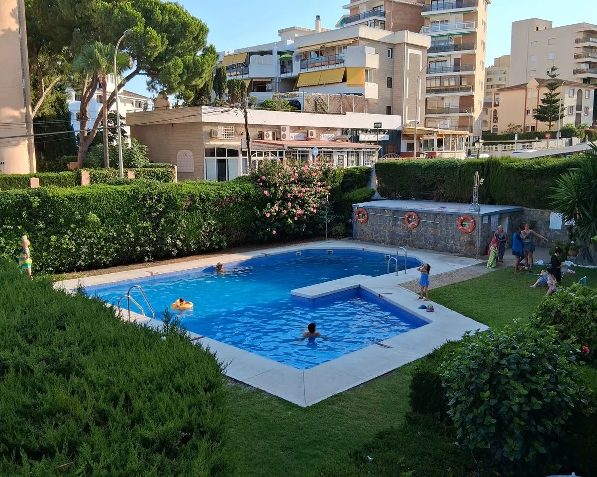 13ed71ca-249d-4576-bd1a-c7ab6e4f247b