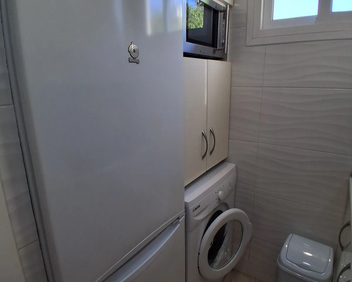 251c2873-732e-43e9-8d48-821b010ccf40