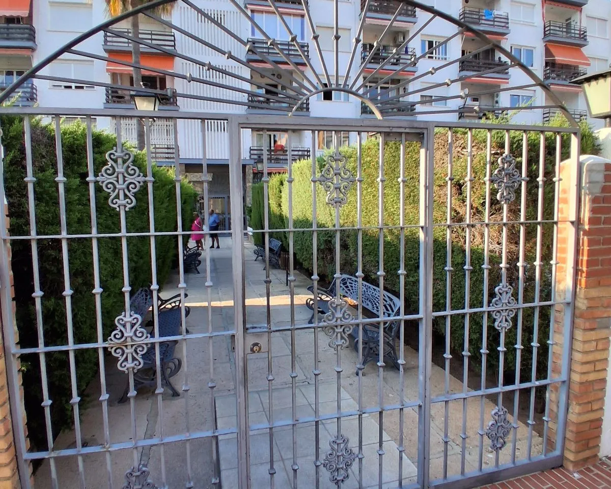 ef328221-161d-49a9-8e92-edc07e87d35b