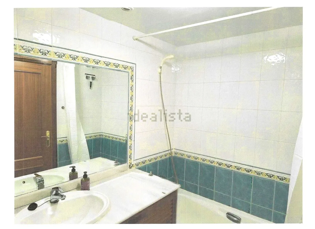 5865ef98-b761-4cf4-b6a0-7d8958f60a78