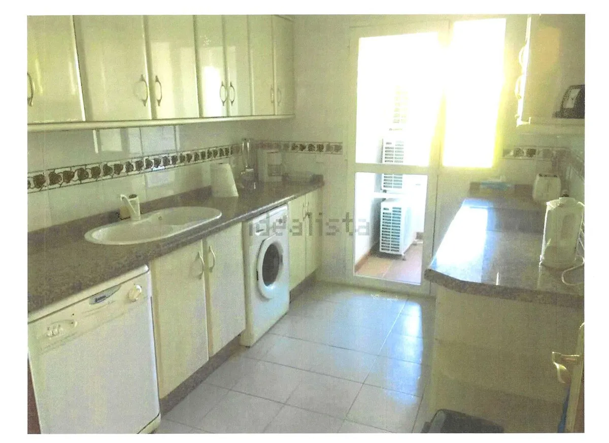 cf6dff18-fe96-4138-b054-a11083430020