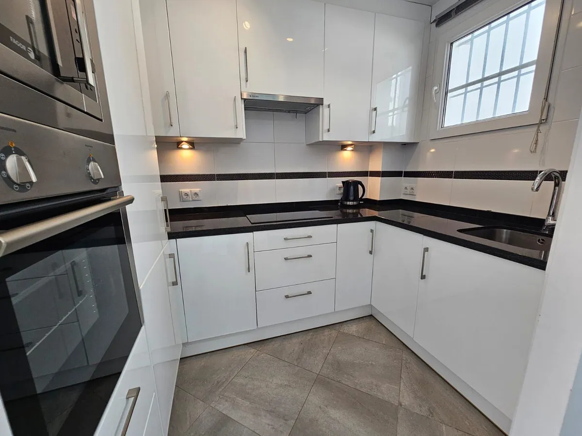 8d59bea1-e9e4-49da-b7fb-4d1edd88b84b