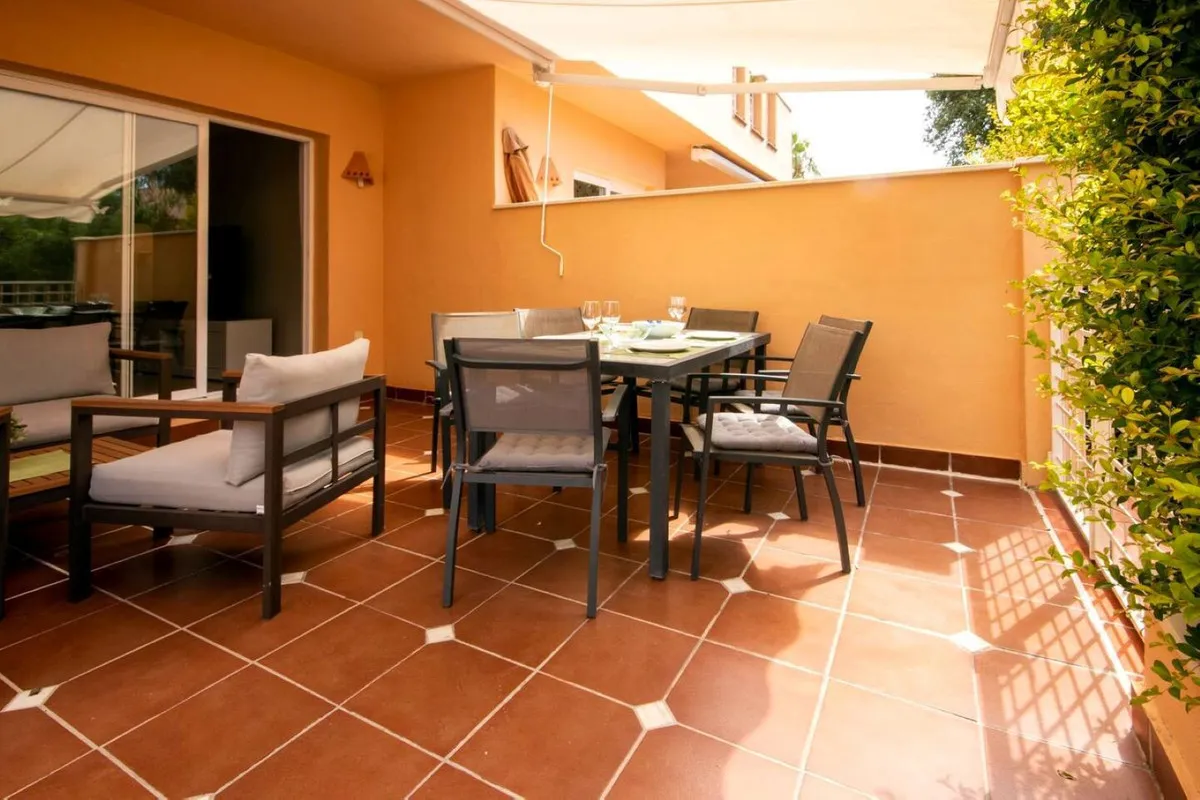 a7d17ae7-98a8-42e4-84ee-555c413825f6