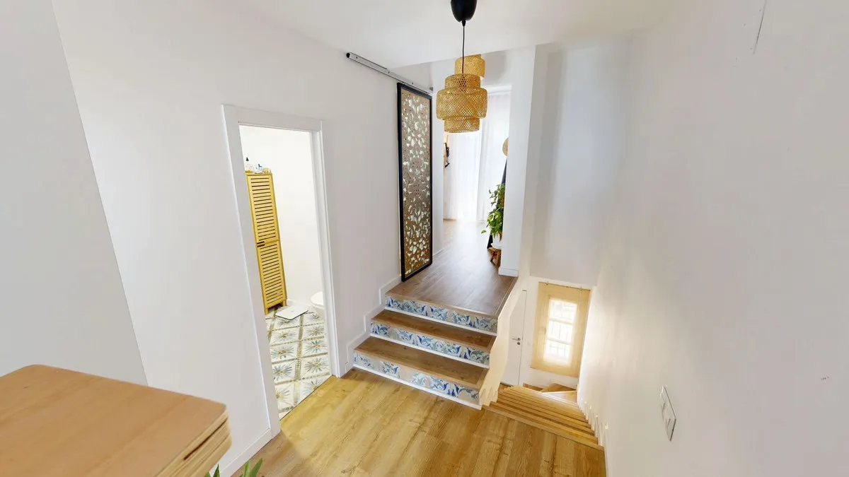 81a0d5c0-d11a-45e6-b0a5-e61c5bcbdd3c