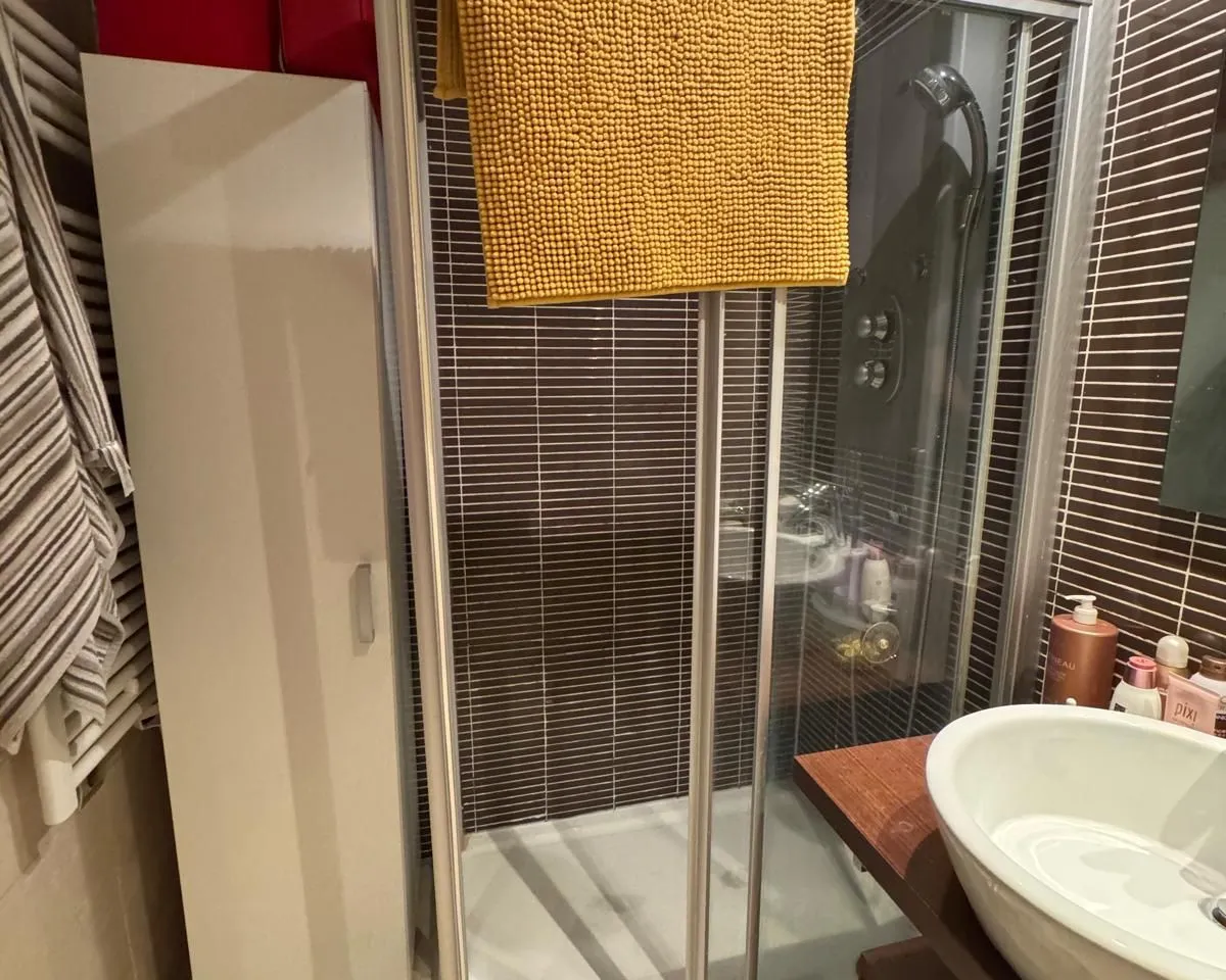 5507eba1-b1f8-4f89-8315-3f12e07c4833