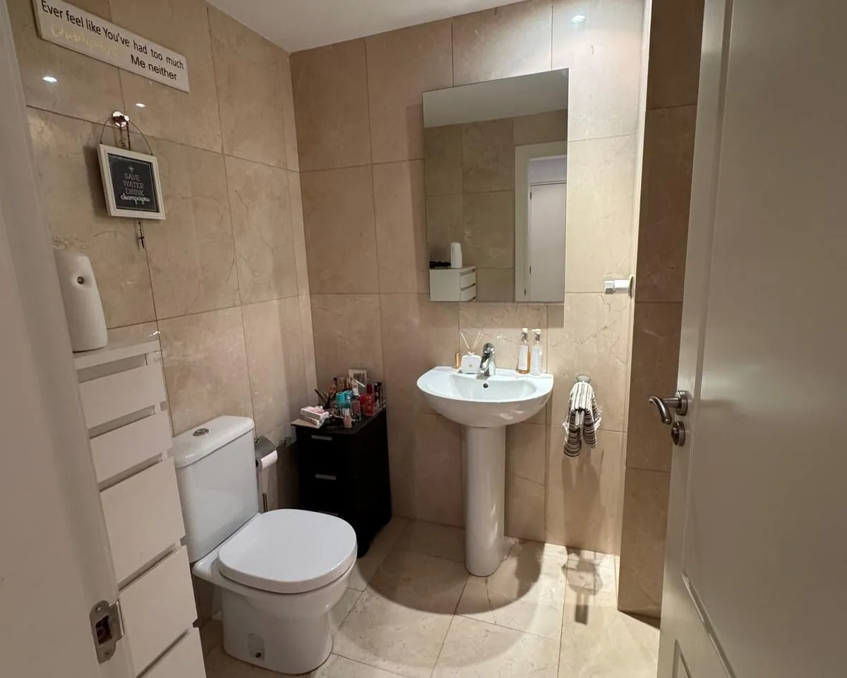 57b04787-de44-489f-b0ad-a47a25522397