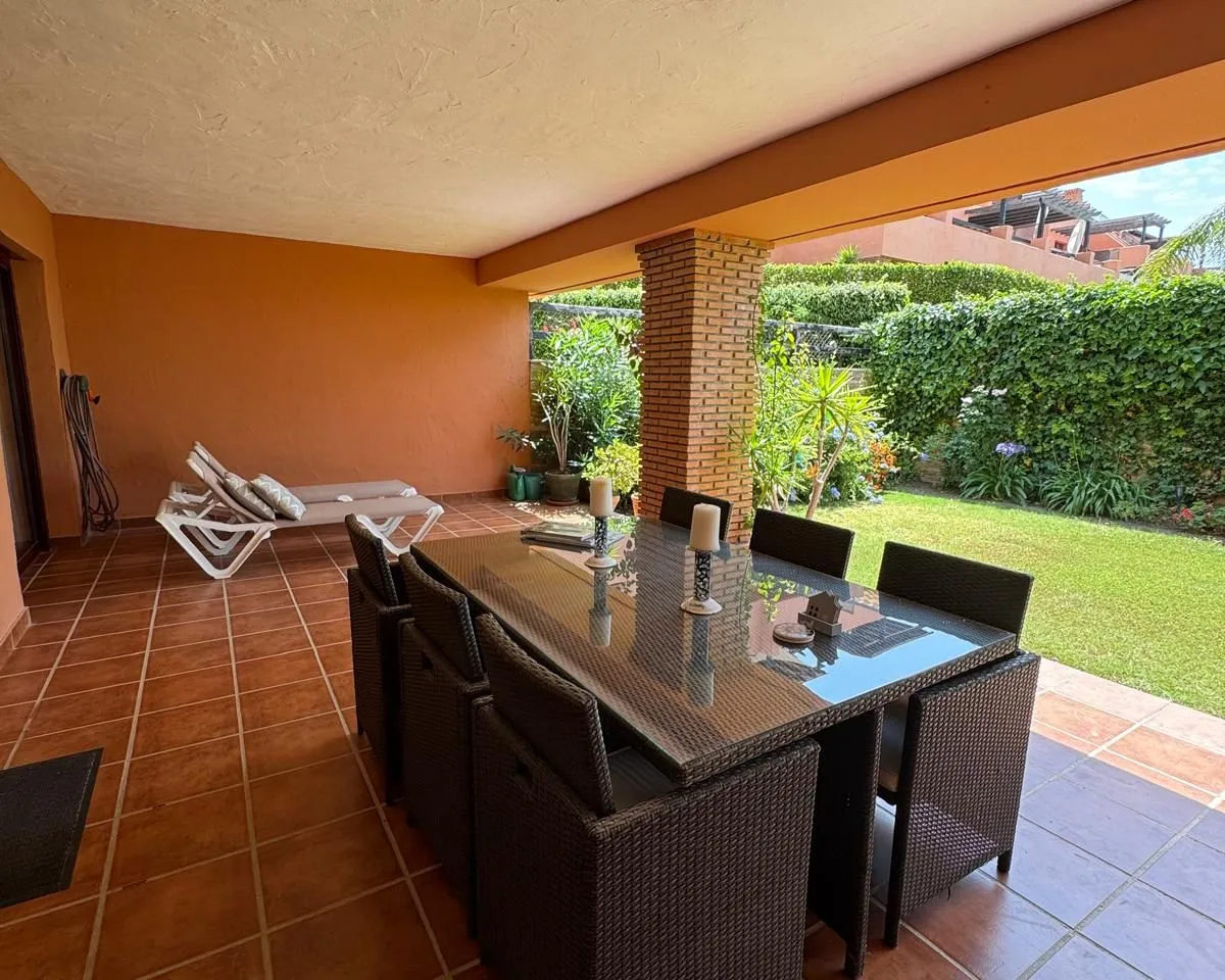 8c4b6b20-f781-4498-80be-f8a93d413880