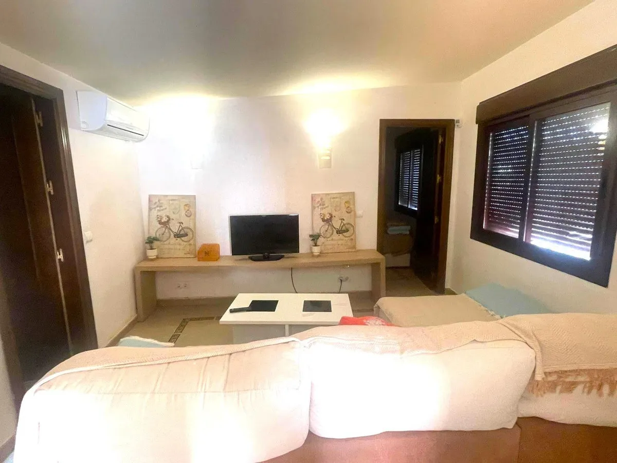 11b9874f-7a9c-4176-99ad-9ef02007912c