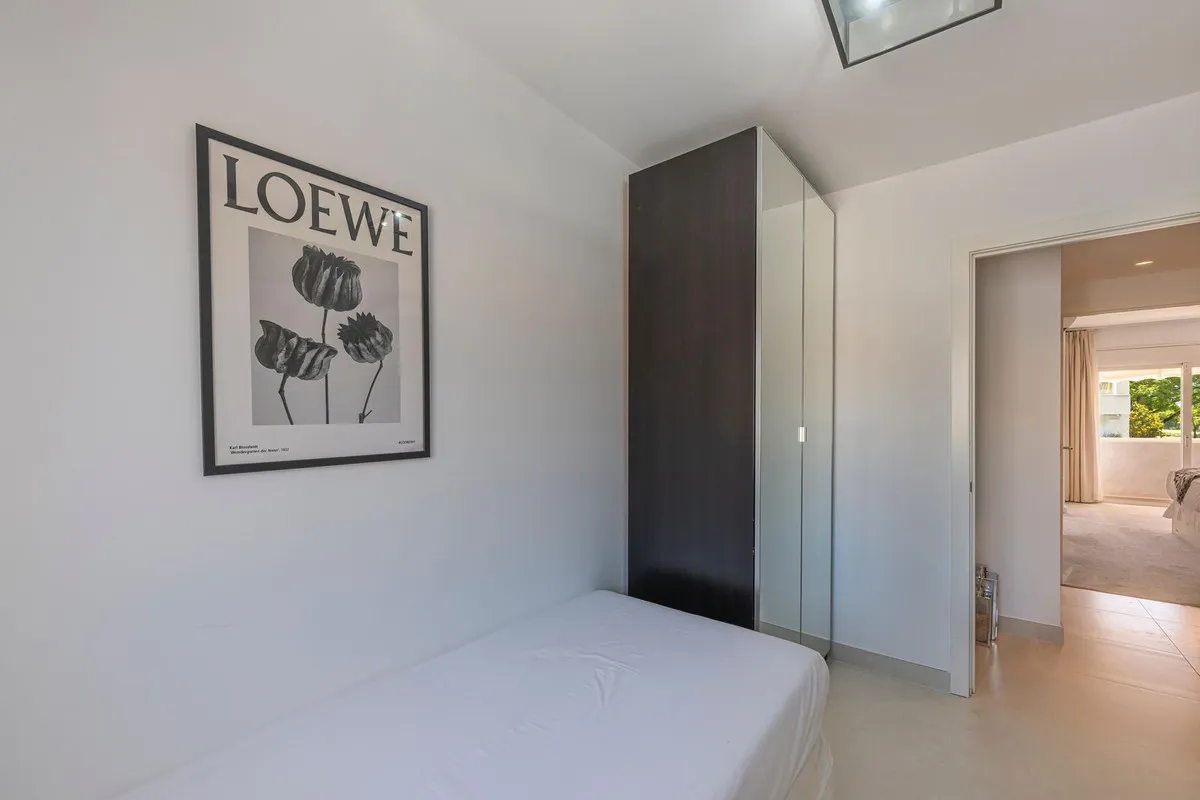 875b1745-c158-4b79-bdc7-0187f91fc28e