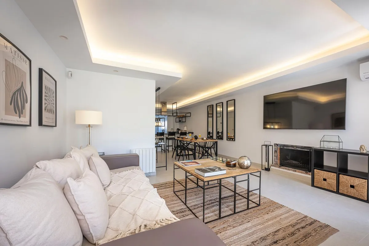 fa5bdeaa-5117-4256-b232-0b601417a5c2