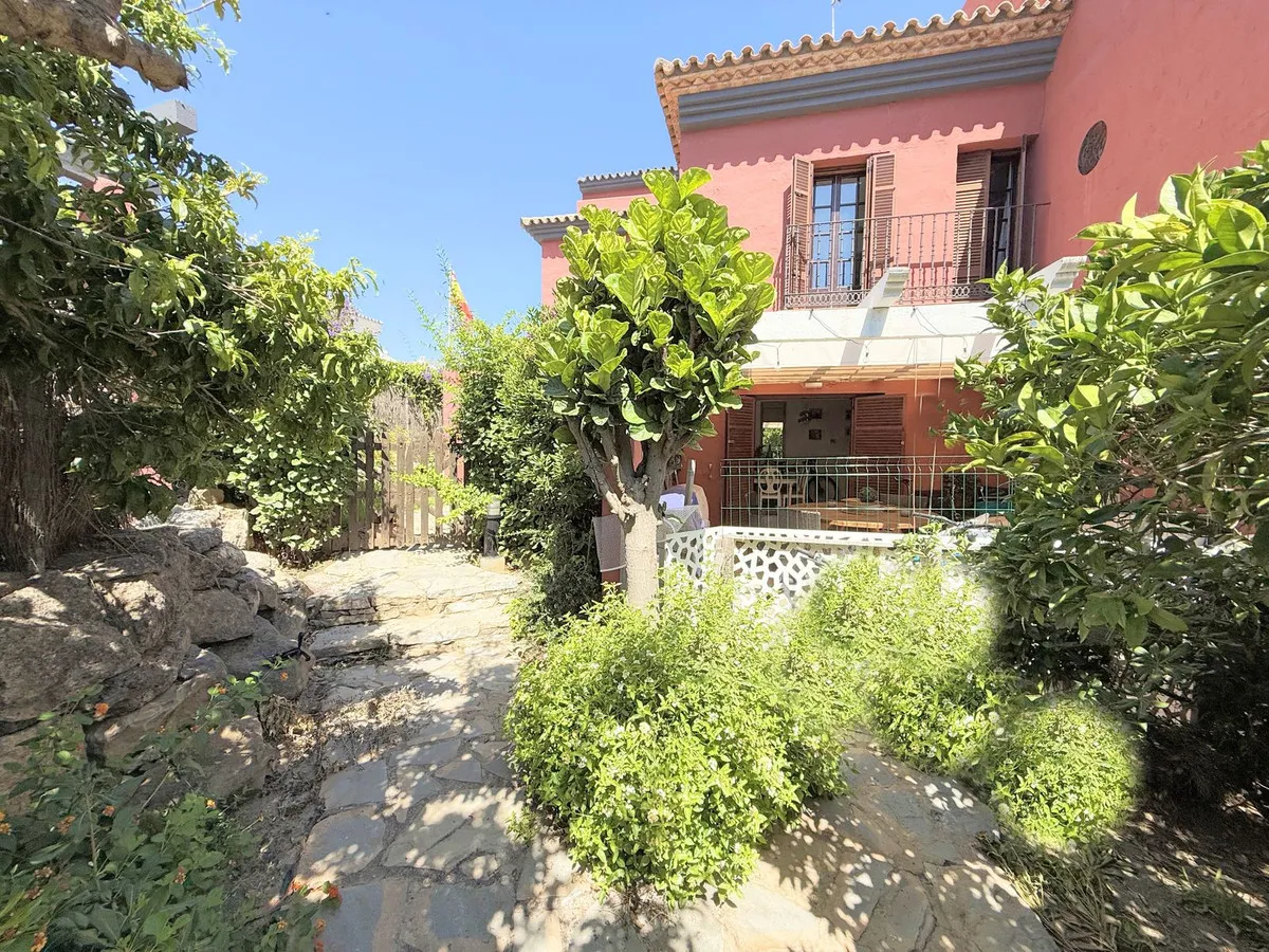 22ee8ddc-9309-401a-8203-ebddfbfcdb29