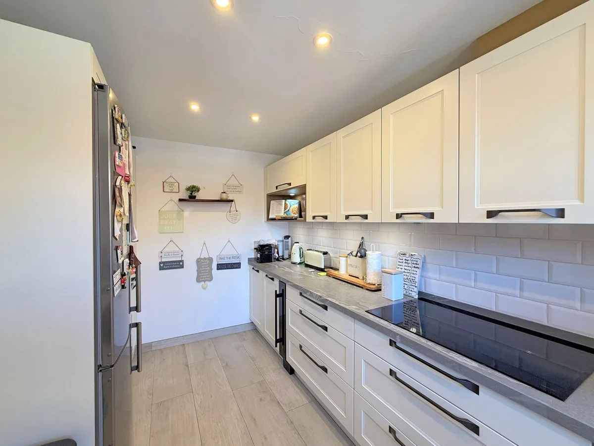 9aace6f8-e580-4252-b16b-16eae1deeacd