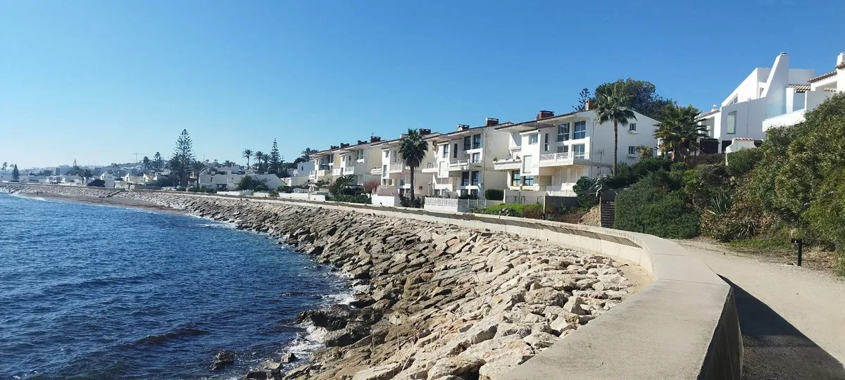 04d02bf0-c5b1-4ab8-a342-fe09a00ac8ff