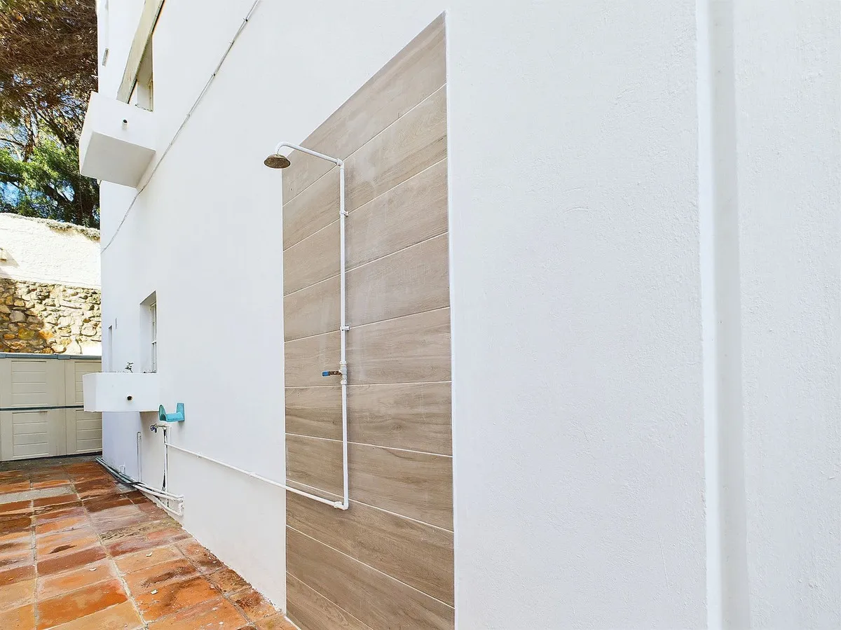 8ae0b5d8-6af0-4e95-b7e5-abce2b550ae8