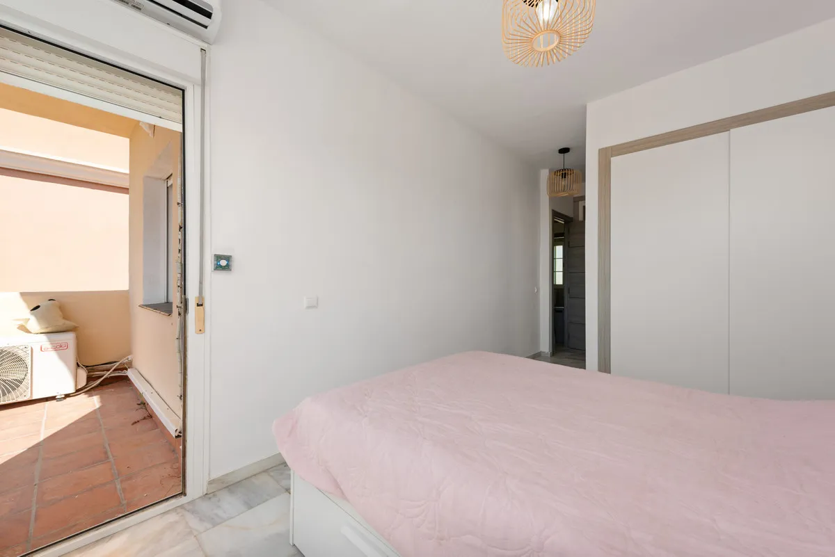 151d04b7-f2e8-4e3f-a643-749b9aebd8d0