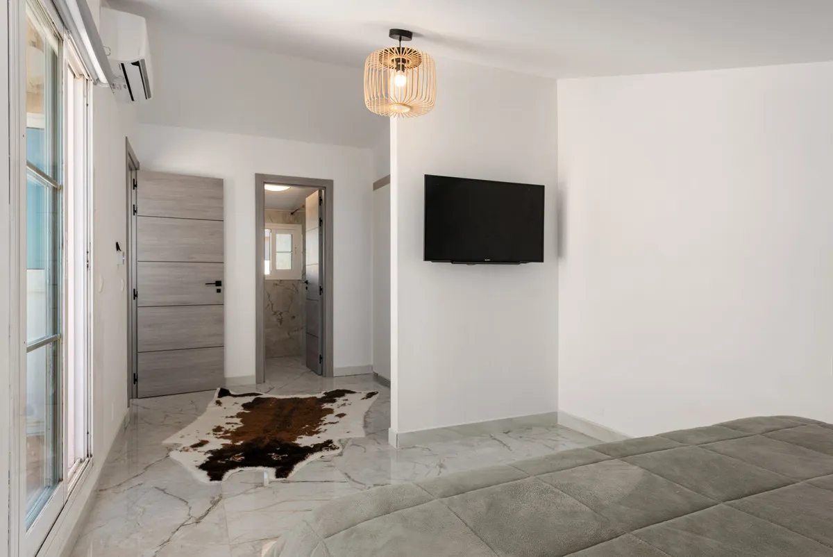 1dcc078a-1940-4af9-be1c-e3a9eaeb0cfc