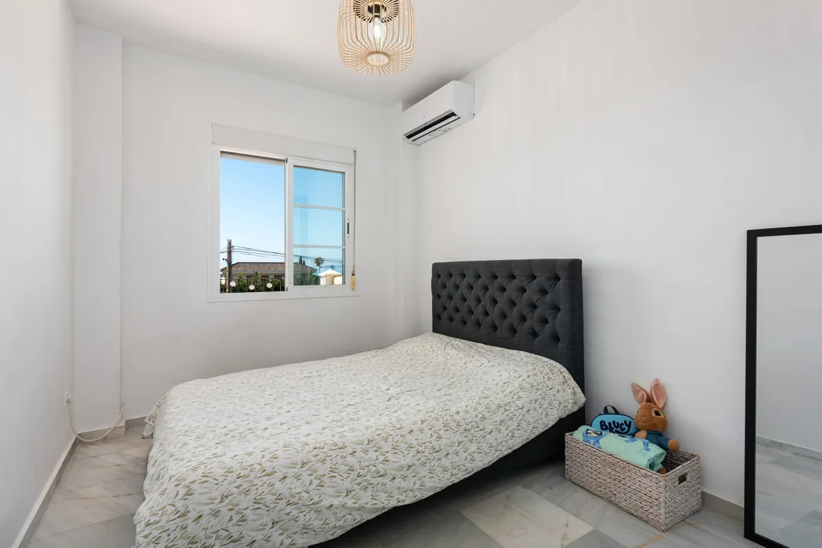 95ada25b-92fd-4a92-b311-9e8bd6913def