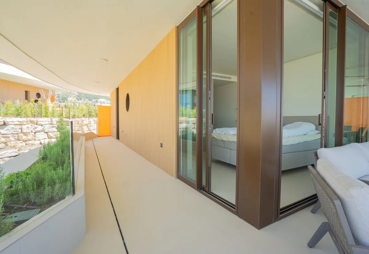 33cca7be-2fa9-4d18-9597-8a7b85f75c51