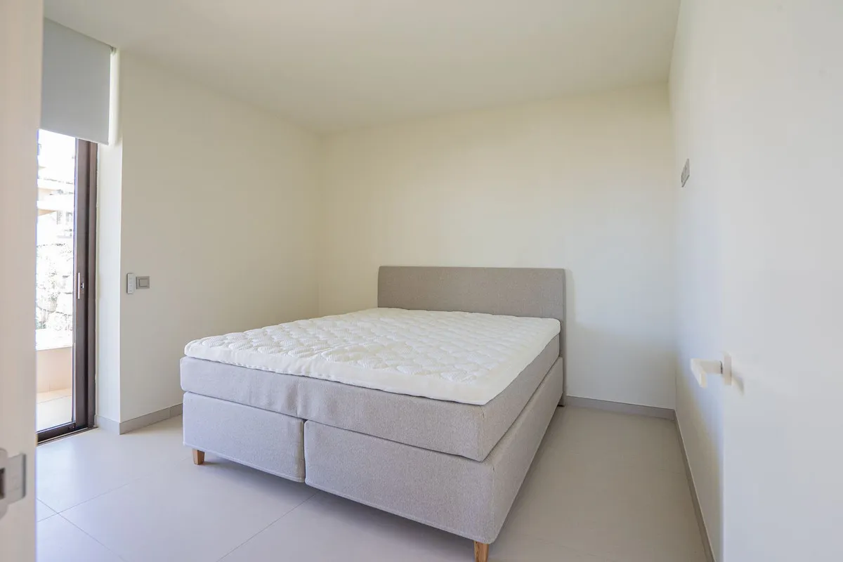 53bf3be6-bf9c-4b5b-bfea-e9bc60ec3438