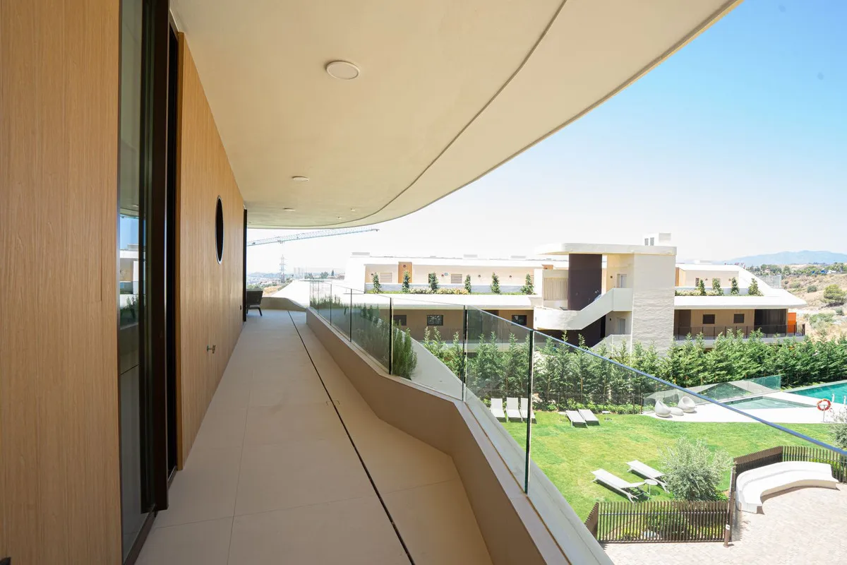 e855847b-4c36-4032-aaaf-0f024be43409