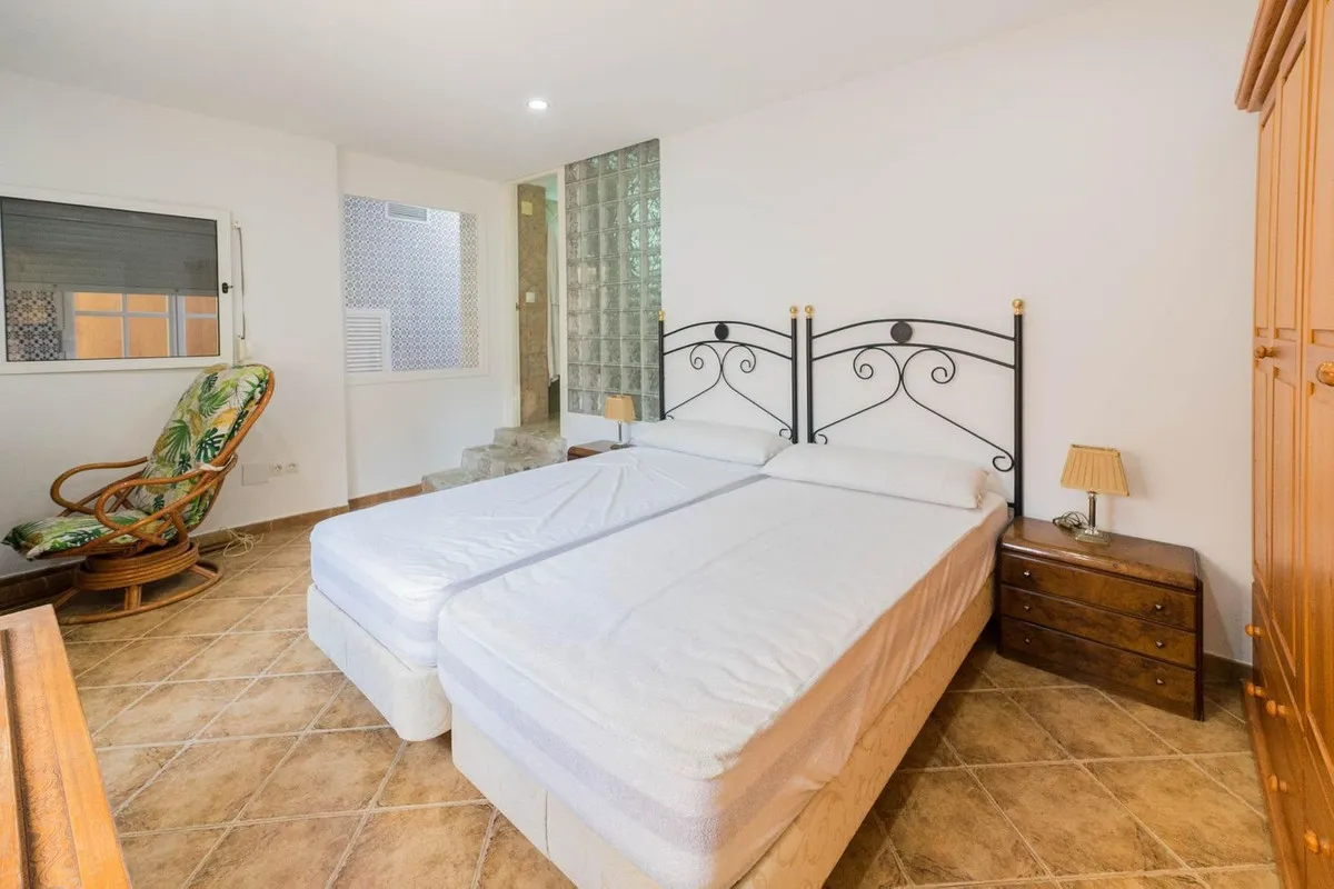 6d2e2361-d6a6-4fab-9d84-cdd76ac3d381