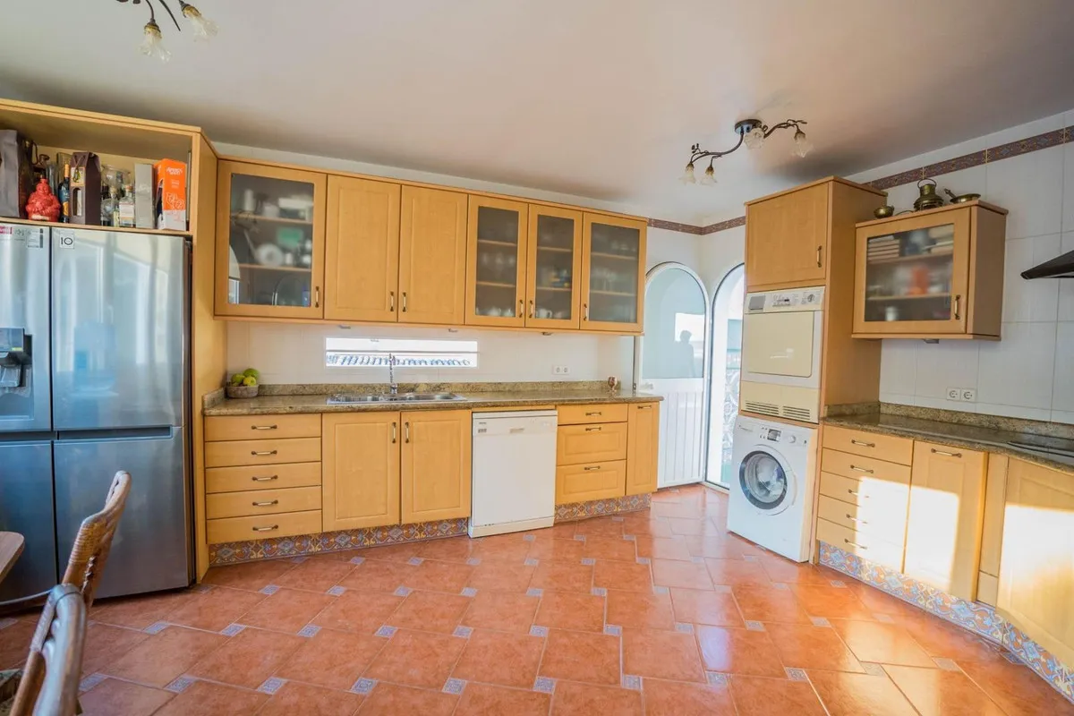 f492114a-e031-4f6b-b42f-10a083bffe1c