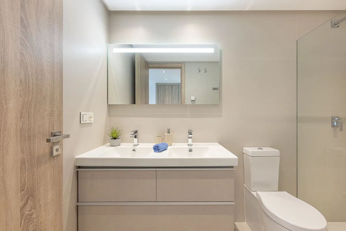 8ffc60d0-e1b5-419e-aea1-990892ee6ec1