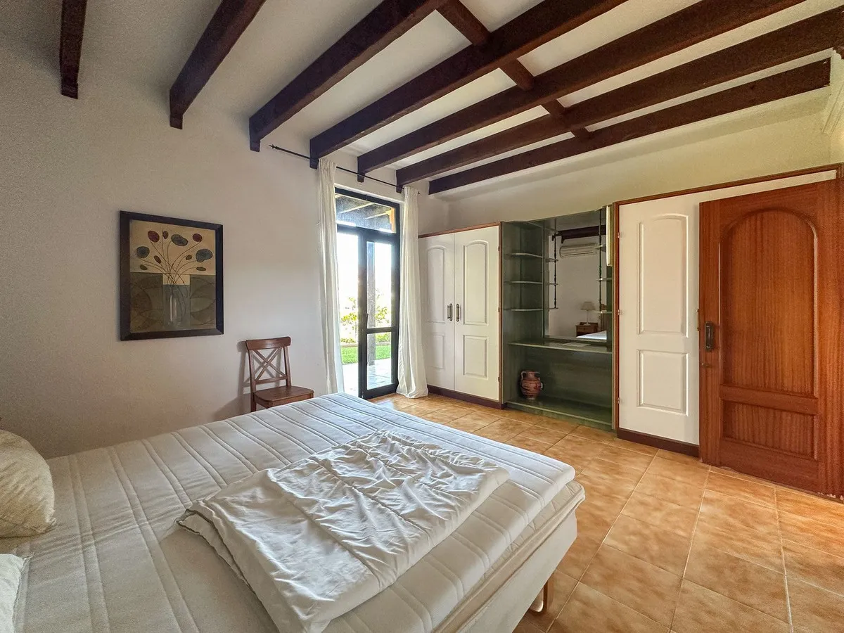 0c303db4-431a-4030-8ad2-c558f824fa9c