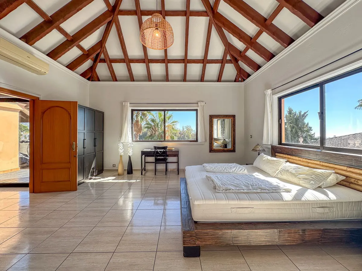 26b4de43-aefa-4078-add4-f48ab087bc0c