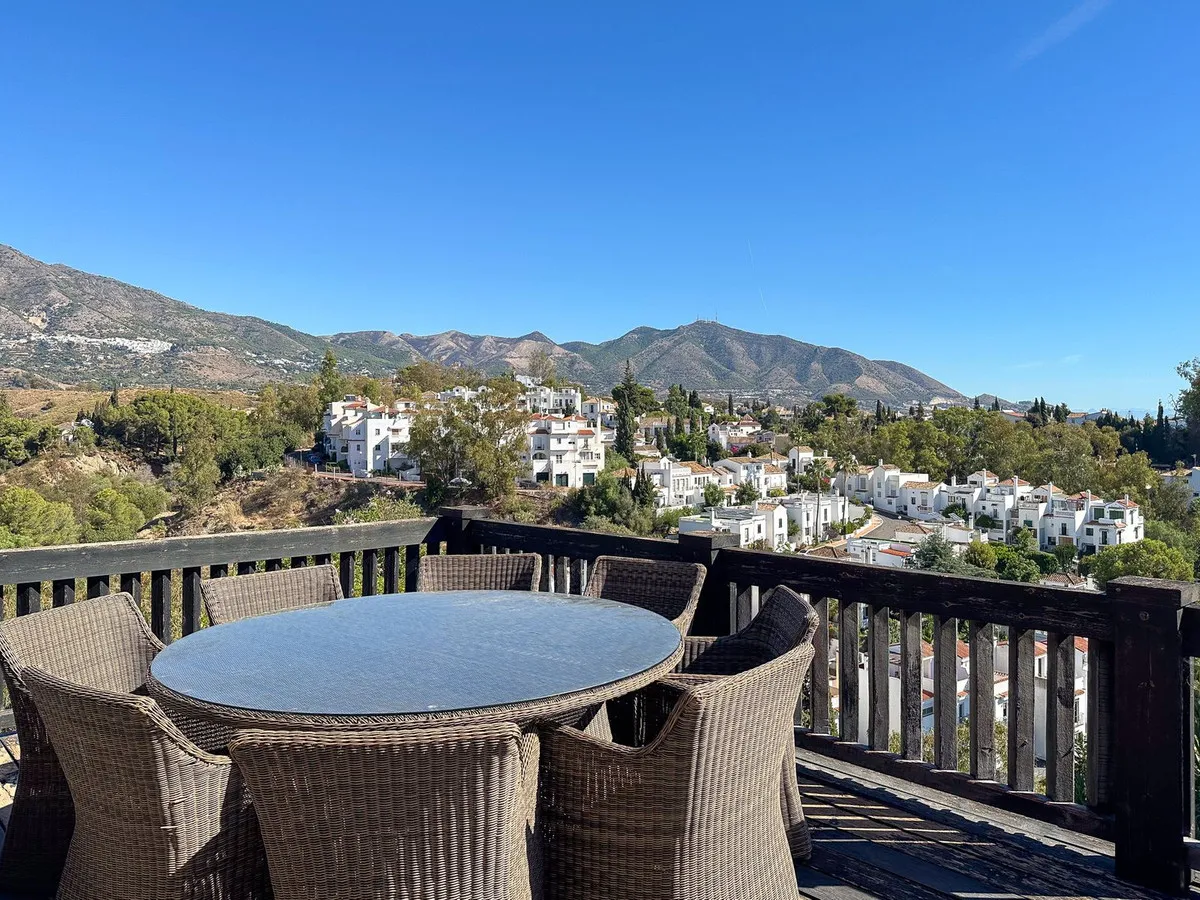 27c1a632-3cc0-4e50-9469-420851ac6f52