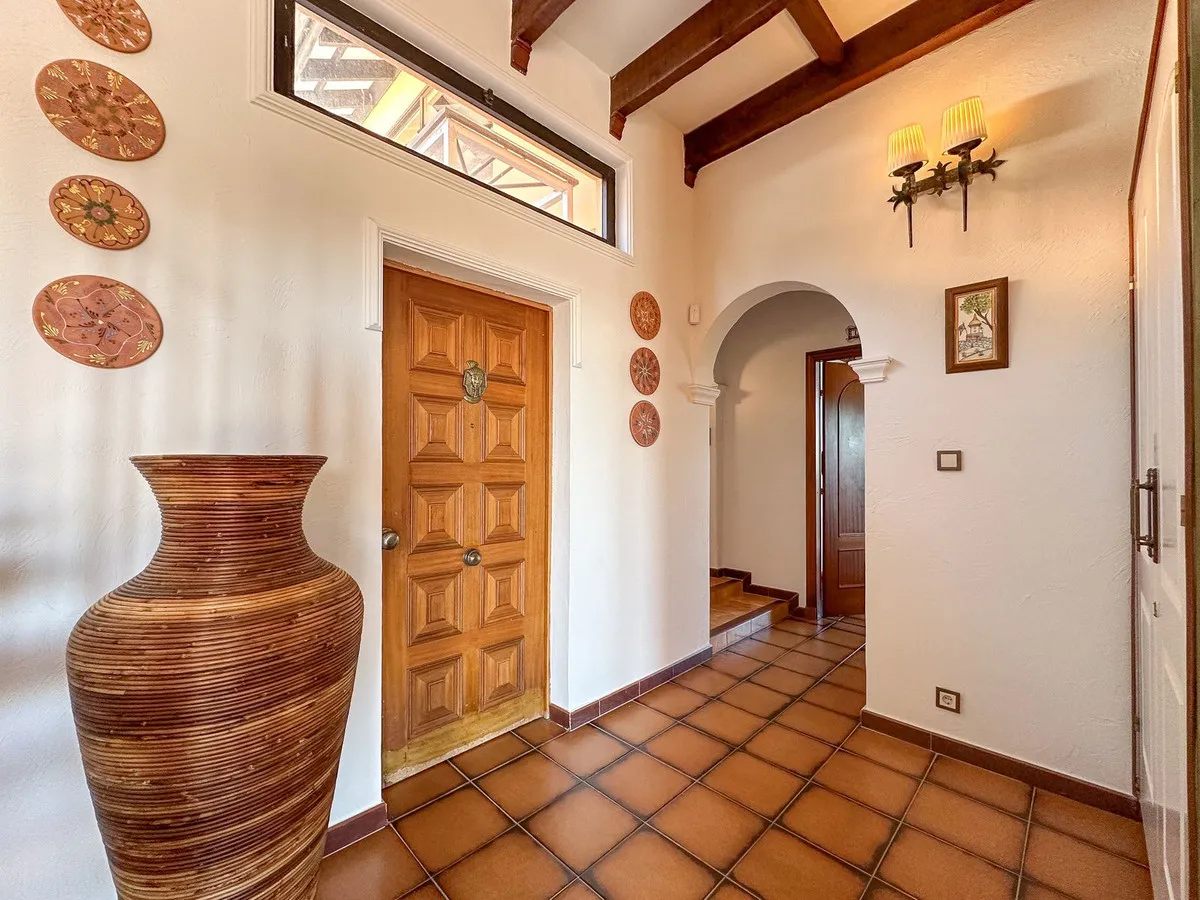 32b65aab-1e9f-4a16-9608-a5c8474231eb