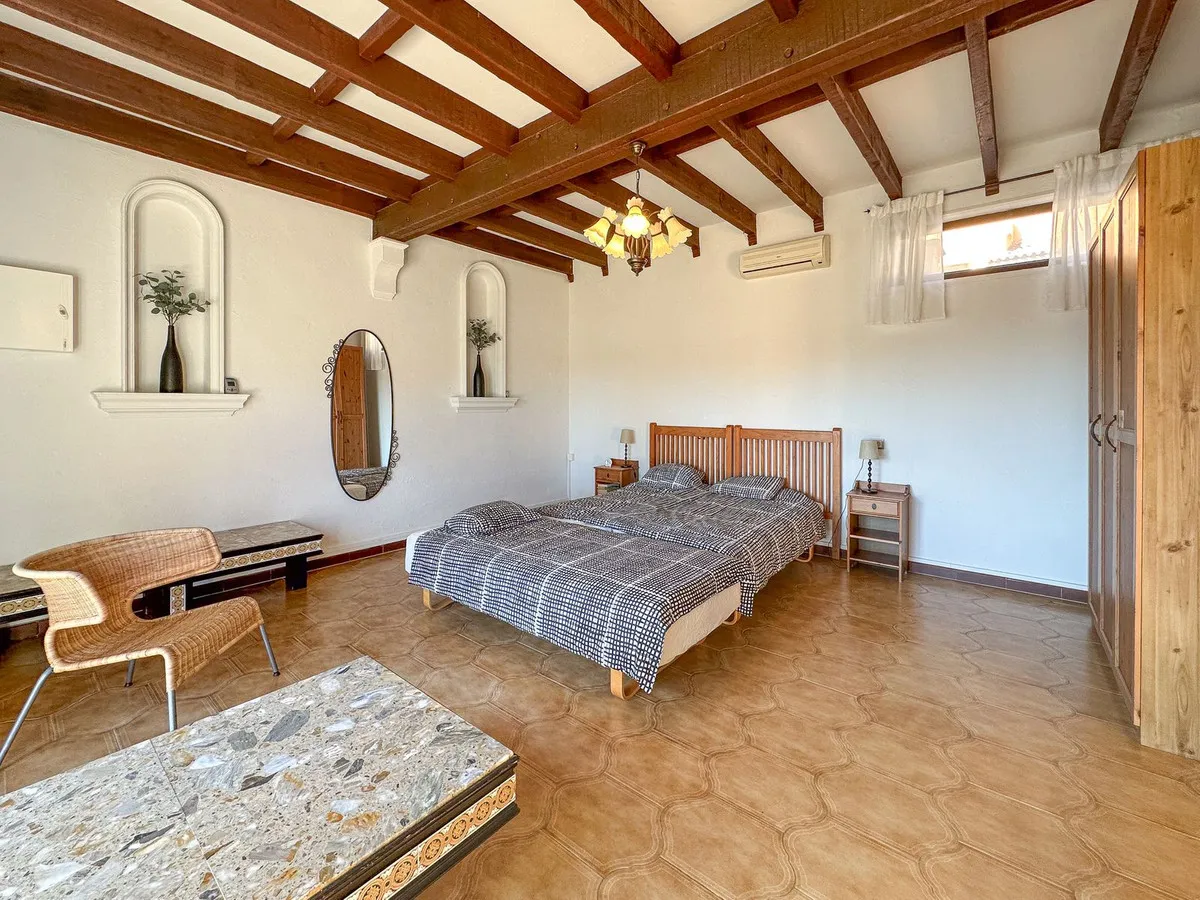 3e33f235-90ea-49f3-9f7f-85dbad722378