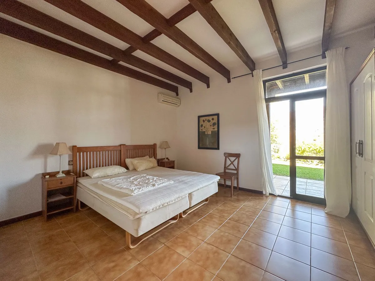 eda495fa-c217-4e00-b9ba-ff9184e9e80b