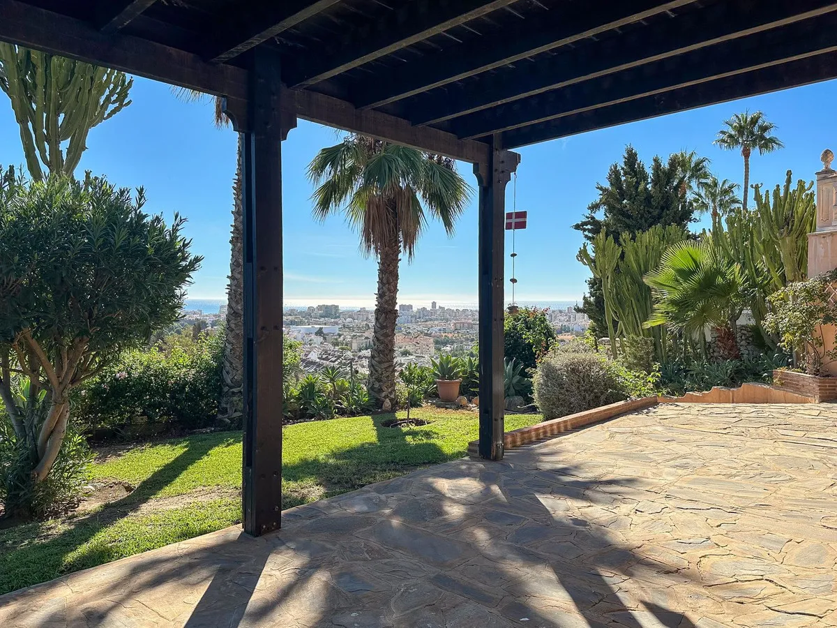 efed08f2-b9d9-4db3-aa4e-b1071353a005