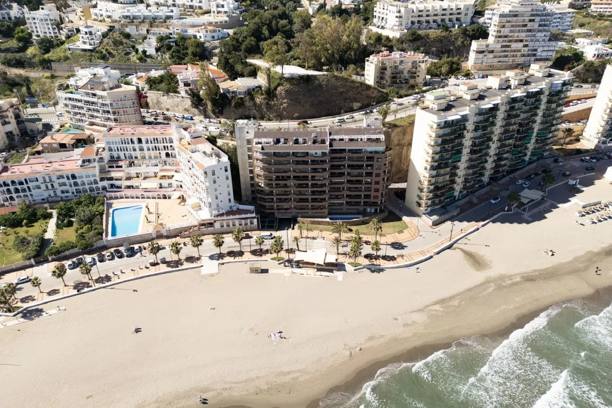 97438f10-bbb0-4c72-9809-e33b2b27db03