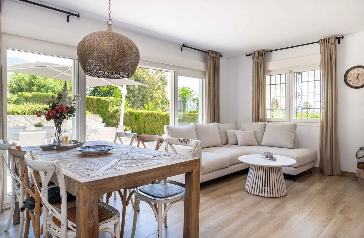 f01a6bad-06ac-4d21-8d62-be47b9d595ba