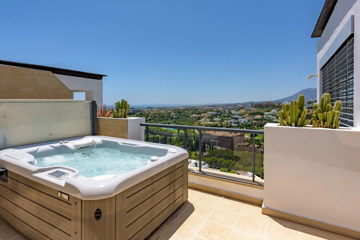 03266f44-e7b4-4239-a868-f4d2c5073f71