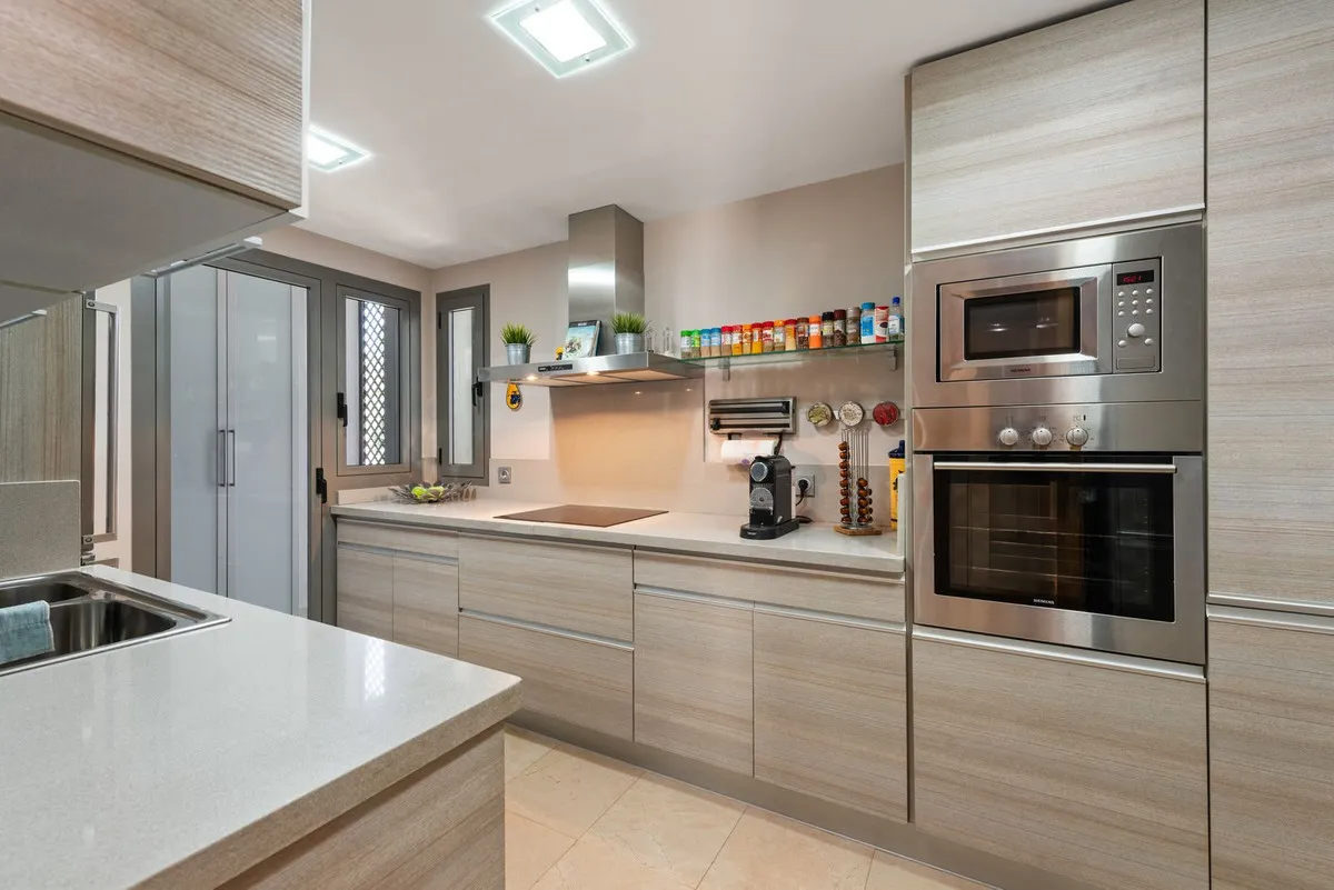 65785149-2ee9-4171-a4b1-925fa9067833