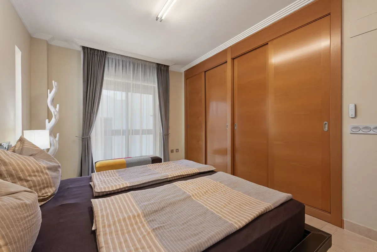 b5a43da0-0de3-4c29-a3c5-bd4e97e14cc6