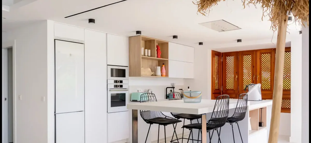 bcc1831a-0d82-4e67-8f30-64fb7d2a2955