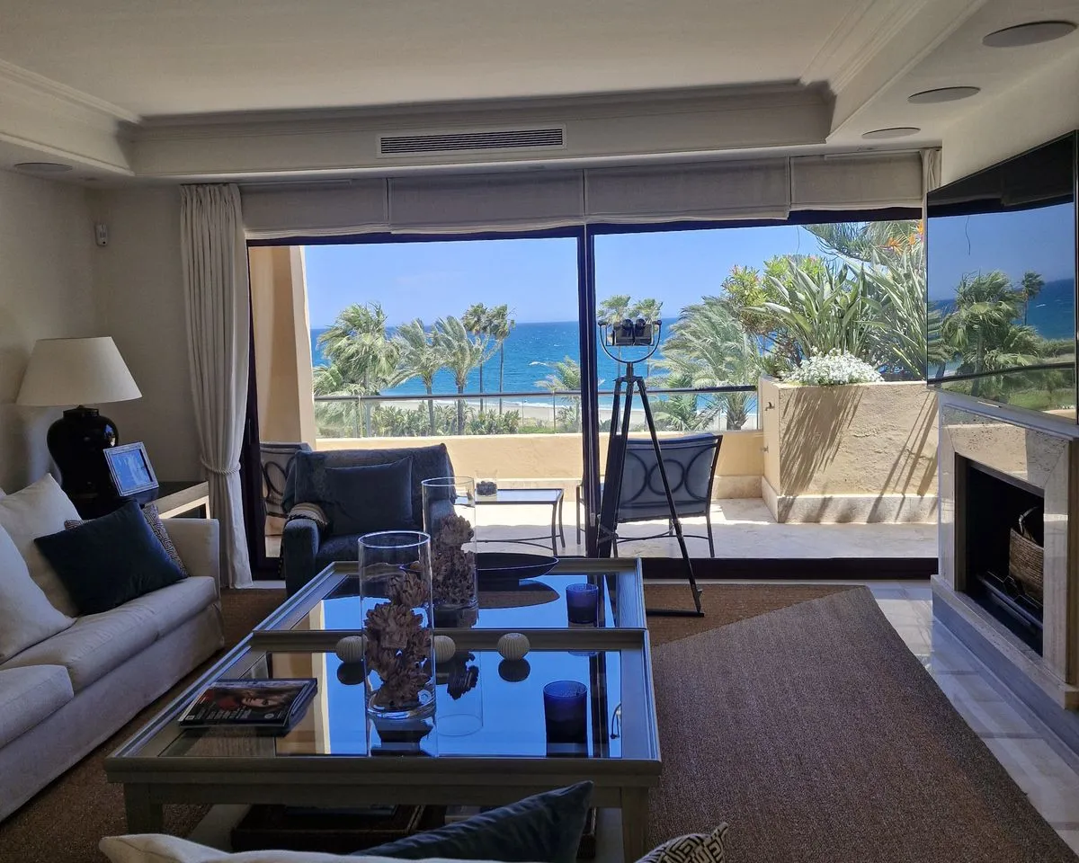 207a3e4c-6a6c-4374-bd00-992da6aae8d6