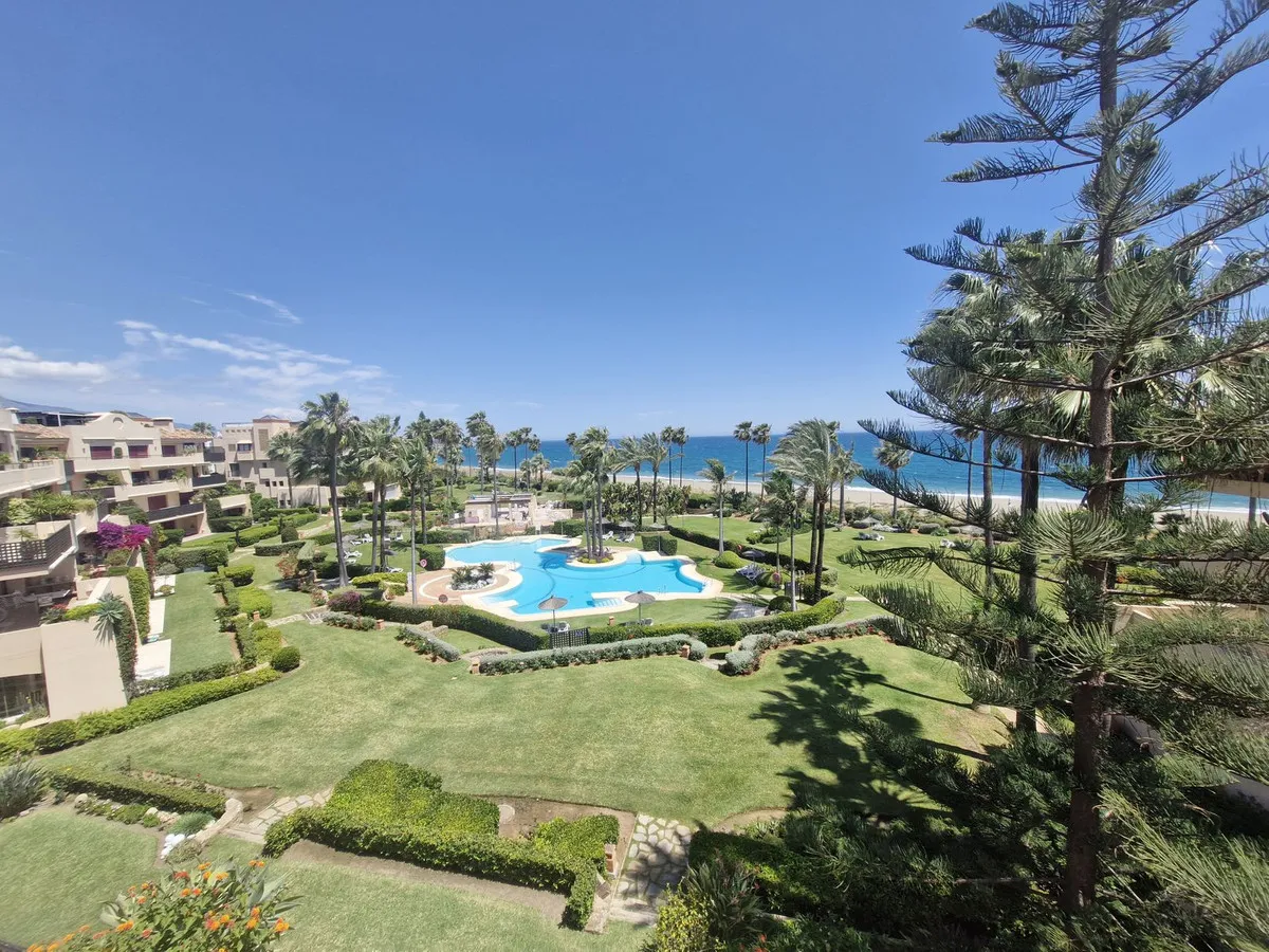 4363881a-f2c7-4ad7-8146-c7152f4c7e19