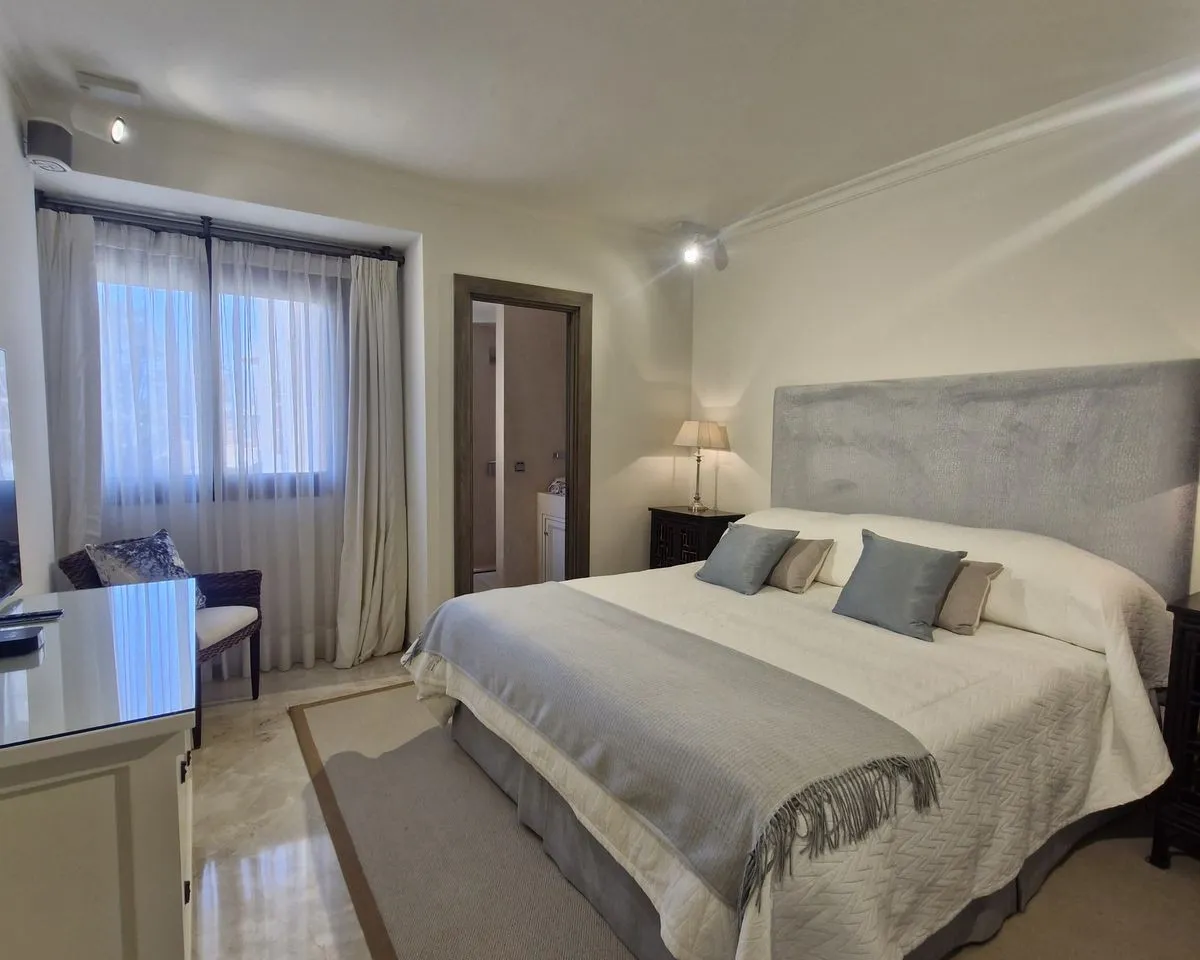 69a6051d-0fb0-46ee-a9d6-b6ea0d82f527