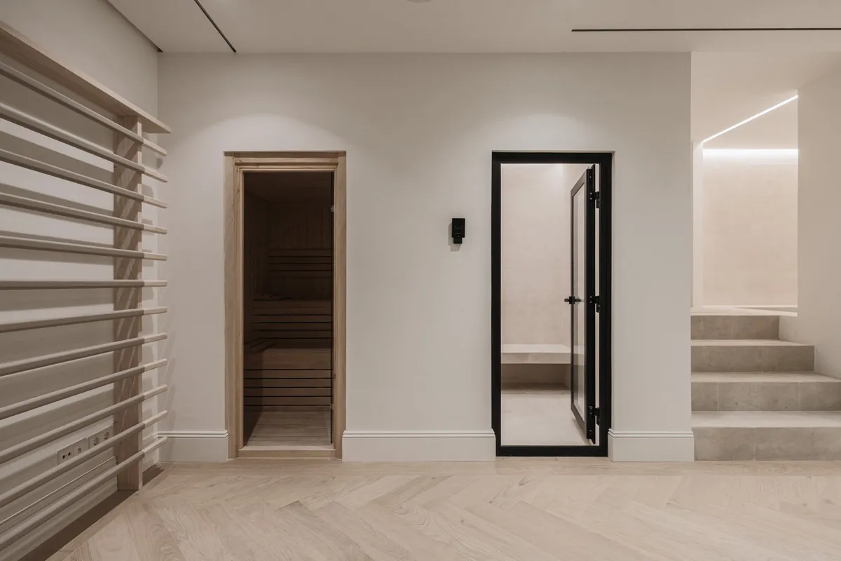 b8afce80-cf75-47b6-aa89-c1b887dcc0b2