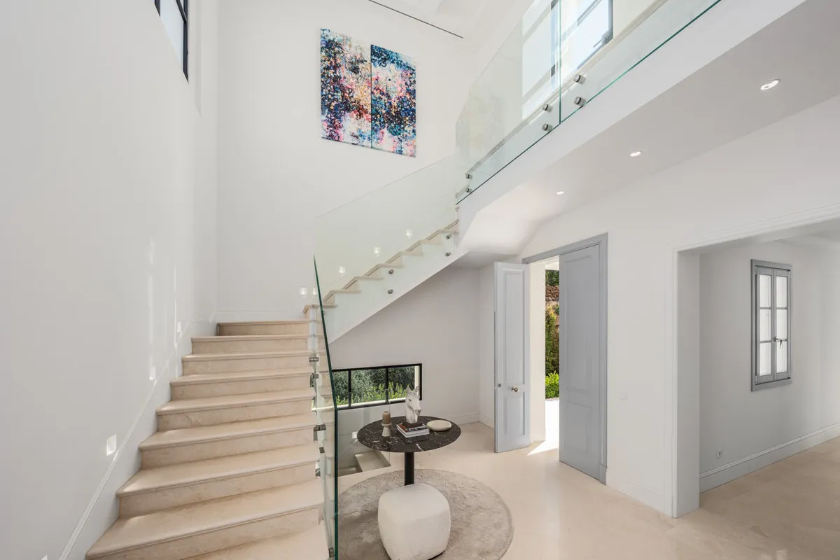 c133ce51-ade7-4c1c-9d4a-2fc36b51fee7