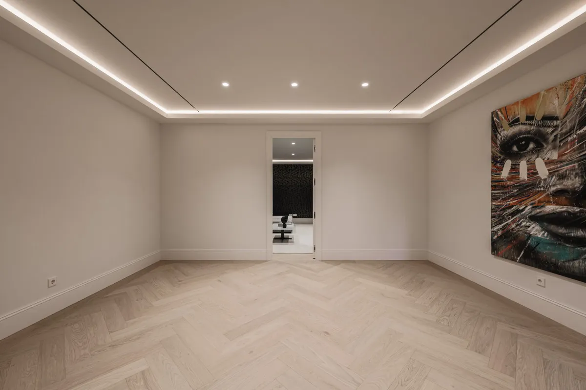 e255b929-7e4b-4812-9f44-b0051e4845f0